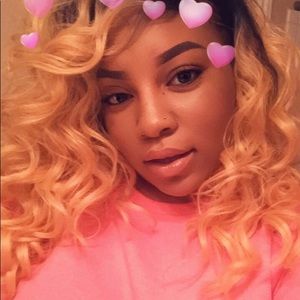 Meet your Posher, Tiffany